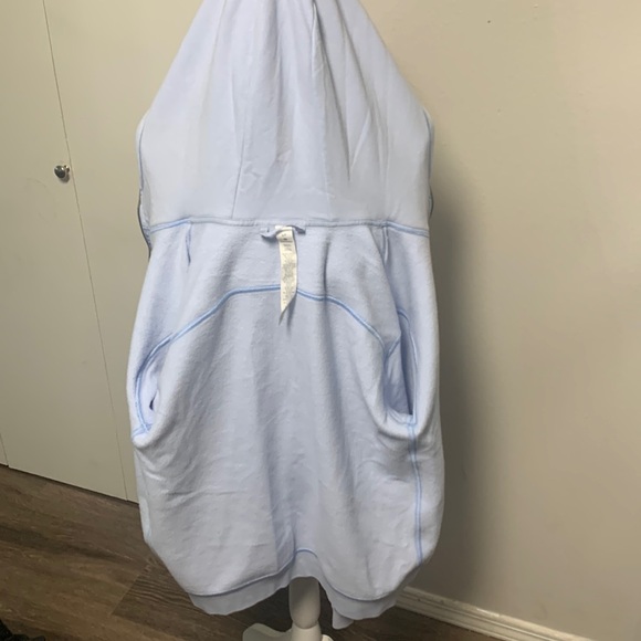 Lululemon jacket - Picture 7 of 9